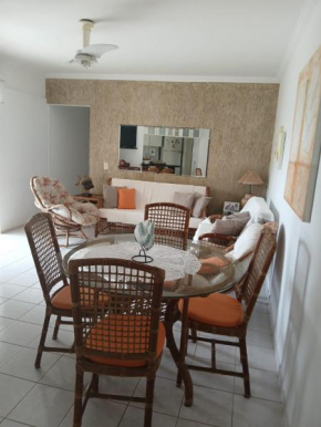 Apartamento em Ubatuba - Wembley Tênis